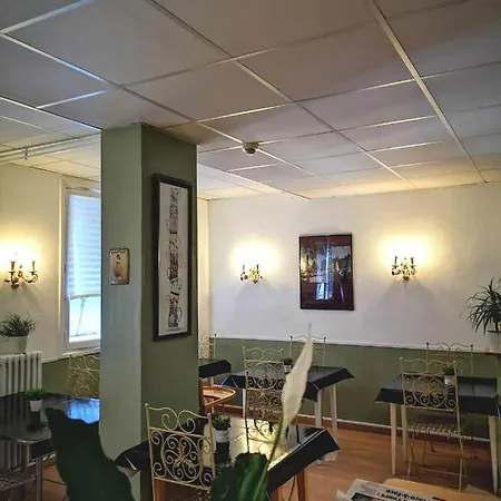 Hotel Trianon Tours