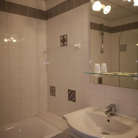 Hotel Hotel Trianon Tours 2*
