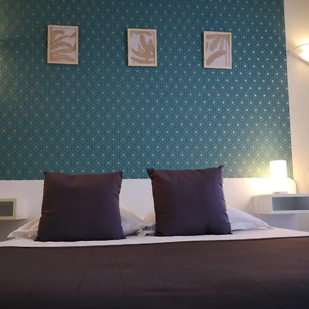 Hotel Trianon Tours