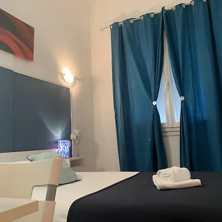 Hotel Trianon Tours Hotel Tours