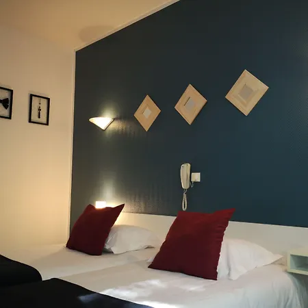 Hotel Trianon Tours Hotel 2*