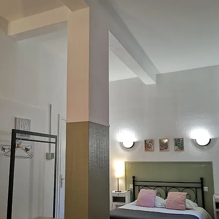 Hotel Trianon 2*