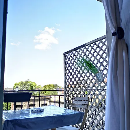 Hotel Trianon Tours 2* Tours