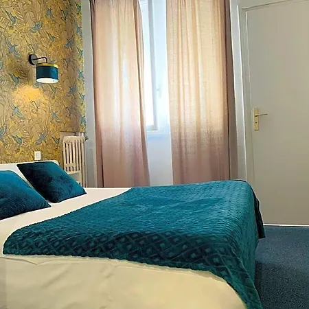 Trianon 2* Tours