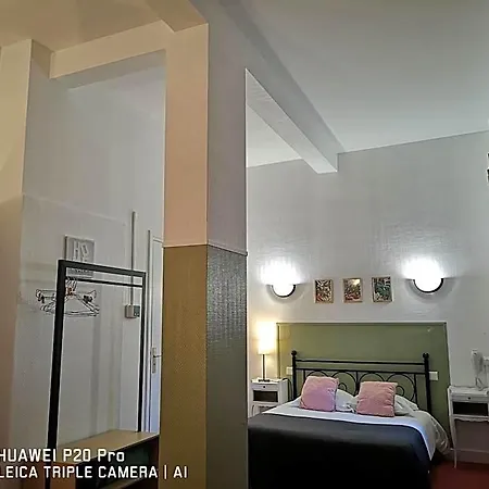 Trianon Hotel Tours