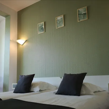 Trianon Hotel