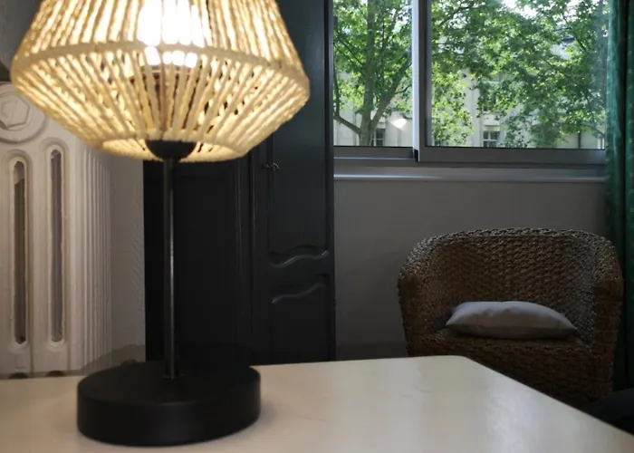 Hotel Trianon Tours 2*