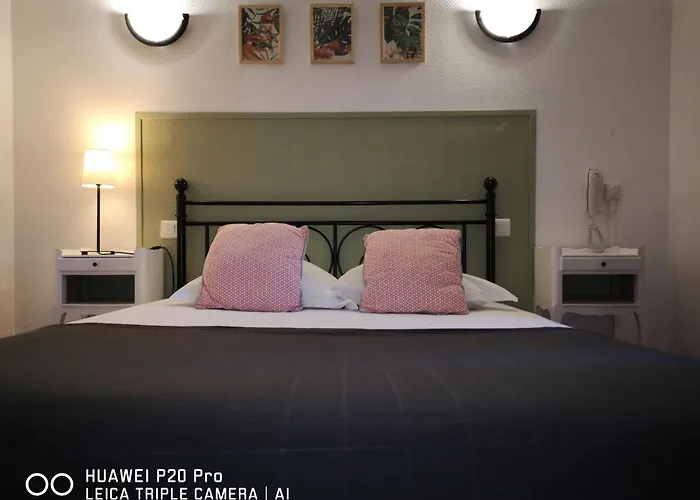 Hotel Trianon Tours 2* Tours