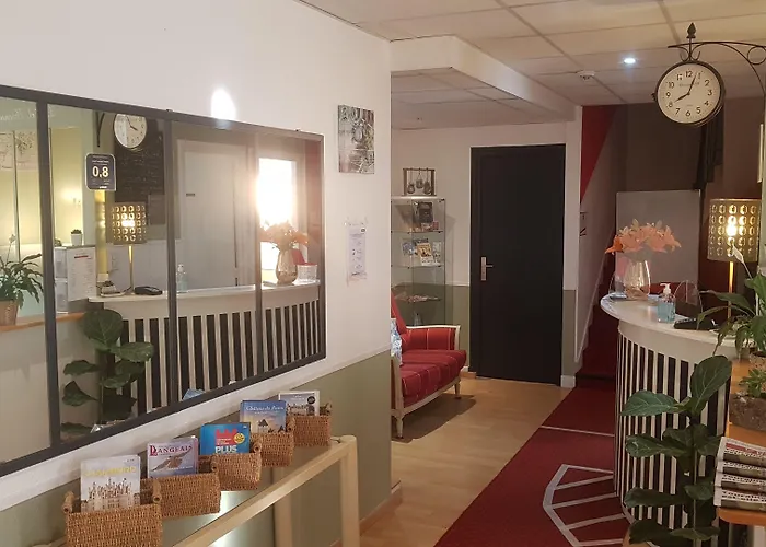 Hotel Trianon Tours 2* Tours